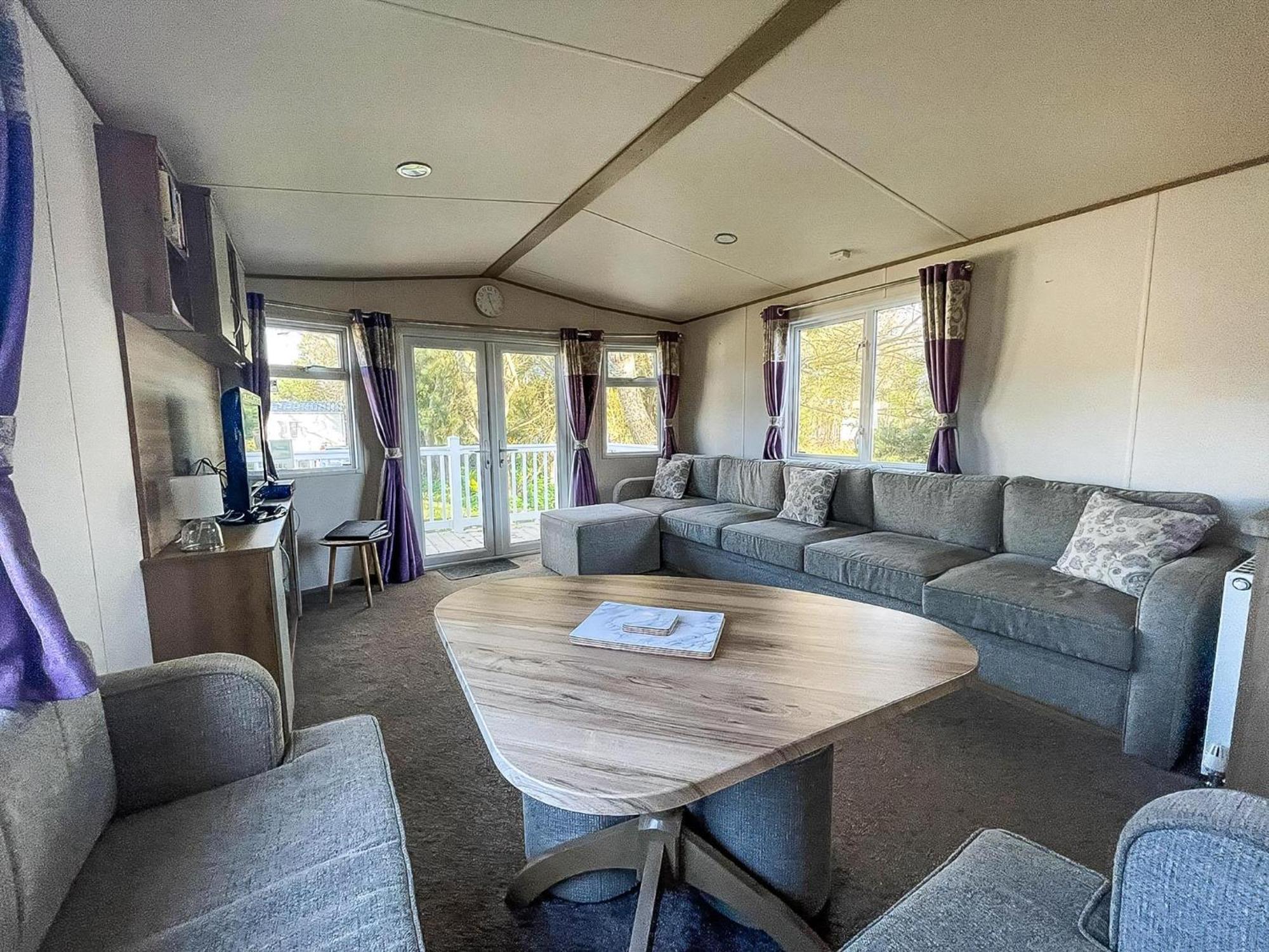 Campsite Beautiful Caravan With Decking And Wifi At Broadland Sands Ref 20382bs Hopton on Sea